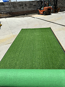 How to Choose High-Quality Artificial Turf and Can You Install It Yourself?