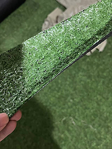 How to Deal with Frozen Artificial Turf in Winter and Proper Disinfection Methods